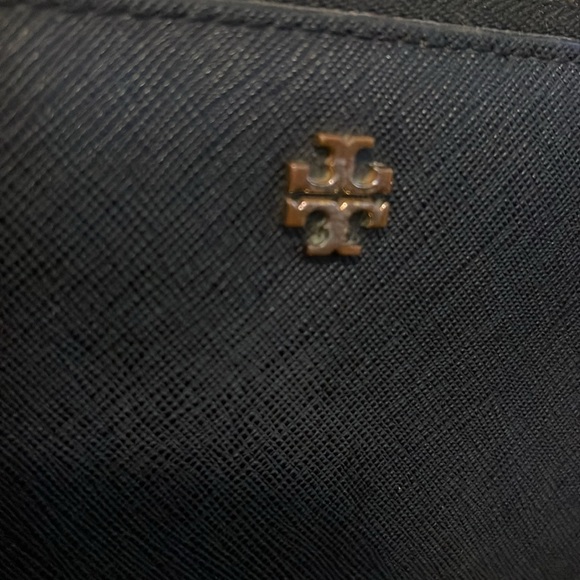 Tory Burch Long Zip Wallet - Picture 13 of 17